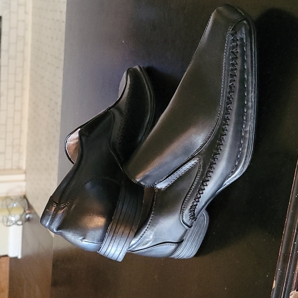 Men's Madden Dress Shoes - Picture 2 of 5